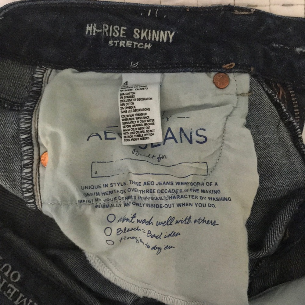 SOLD American Eagle High Rise Skinny Jeans - Picture 4 of 4